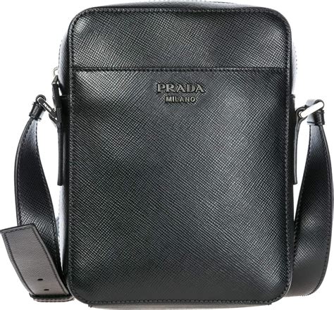 prada umhängetasche herren leder|Prada Taschen Herren » Kaufen Sie + 124 Produkte online.